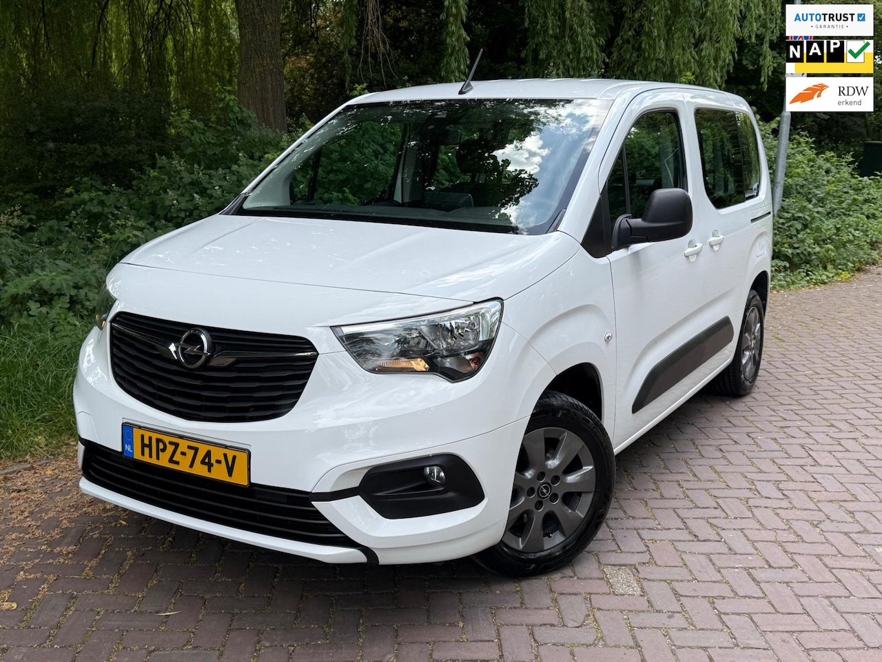 Opel Combo Life - Comfort-Line - AutoWereld.nl