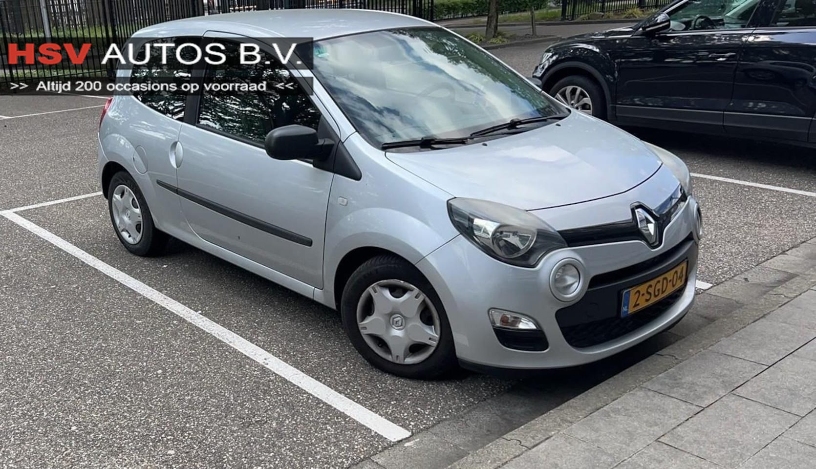 Renault Twingo - 1.2 16V Parisienne airco 3e eigenaar org NL - AutoWereld.nl