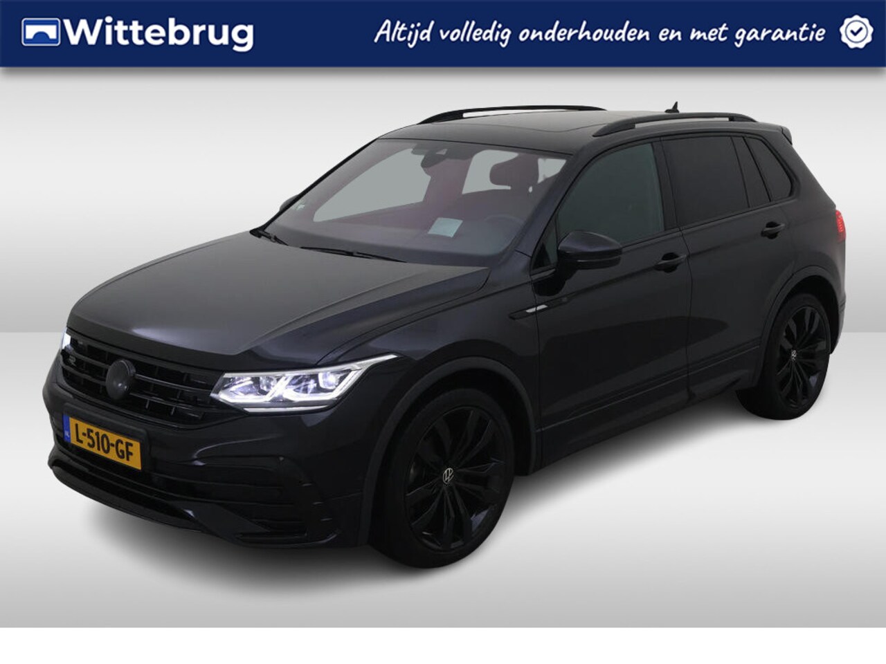 Volkswagen Tiguan - 1.5 TSI 2x R-Line / AUTOMAAT/ PANO/ 360 CAMERA/ PARK. SENSOREN/ HEAD-UP DISPLAY/ DIGITAL D - AutoWereld.nl