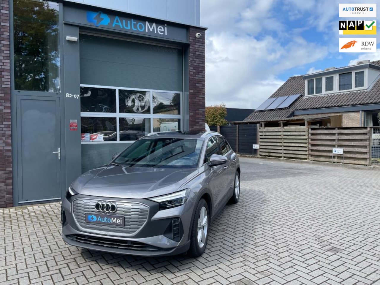 Audi Q4 e-tron - 82/77 kWh Panoramadak // Warmtepomp // Achteruitrijcamera // Leder sportinterieur - AutoWereld.nl
