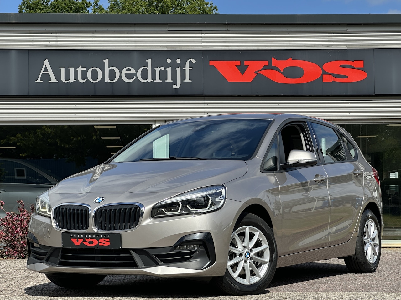 BMW 2-serie Active Tourer - 218i Business Edition | Navi Prof. | HUD | LED | Cruise - AutoWereld.nl