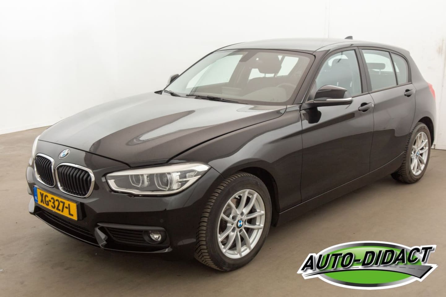 BMW 1-serie - 118i Corporate Automaat Lease High Executive - AutoWereld.nl