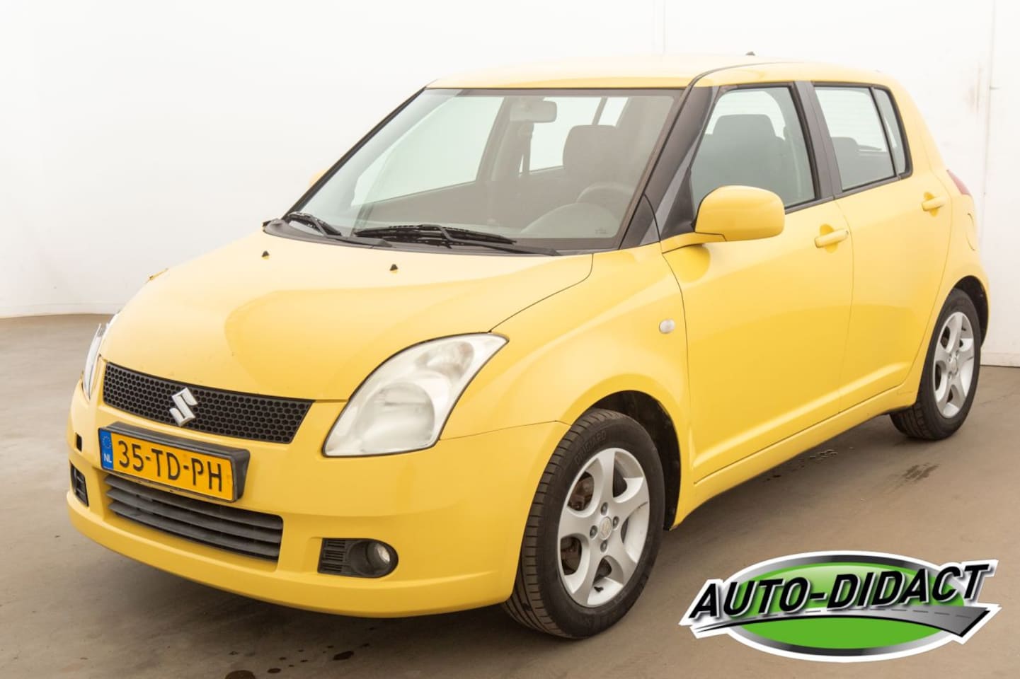 Suzuki Swift - 1.3 Shogun Airco - AutoWereld.nl