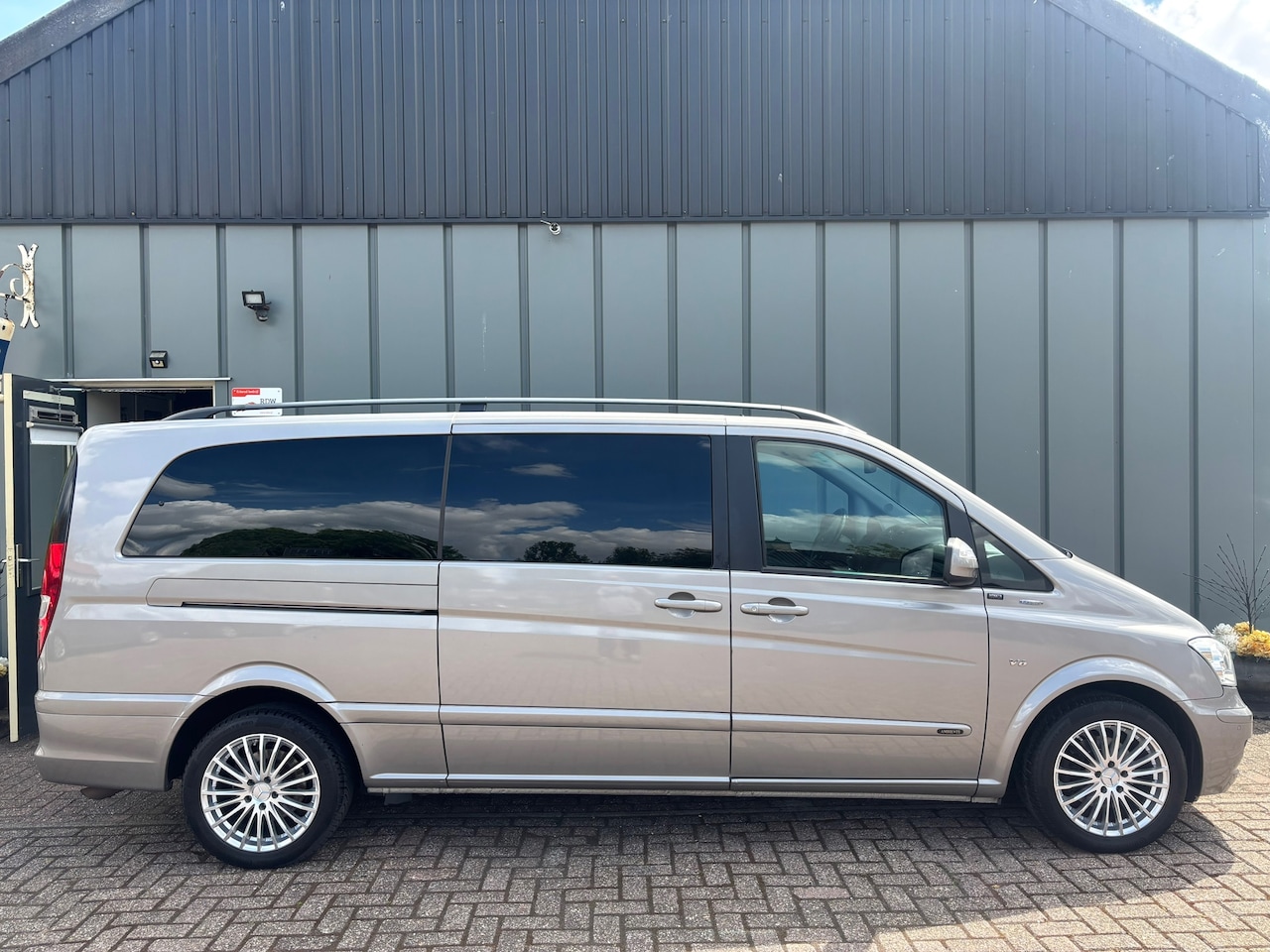 Mercedes-Benz Viano - 3.0 CDI Trend DC Extra Lang NAP//AIRCO//CRUISE//NAVI//LEDER//EXTRALANG