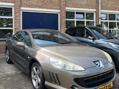 Peugeot 407 Coupé - 2.2-16V Référence