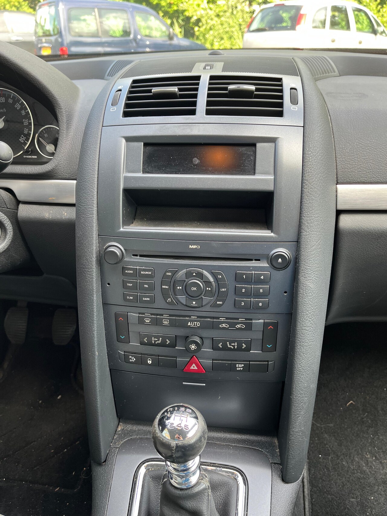 Peugeot 407 Coupé - 2.2-16V Référence