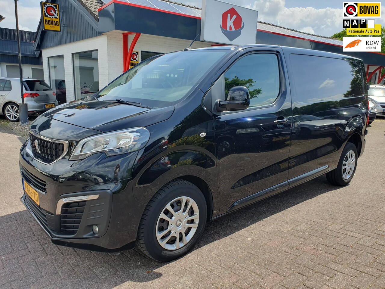 Peugeot Expert - 2.0 BlueHDI 120 L2 Premium Pack AIRCO/NAVI BJ 2019 - AutoWereld.nl