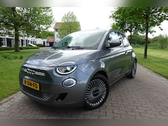 Fiat 500 - Icon 42 kWh | Stoelverwarming | Camera | Led | PDC | CarPlay |