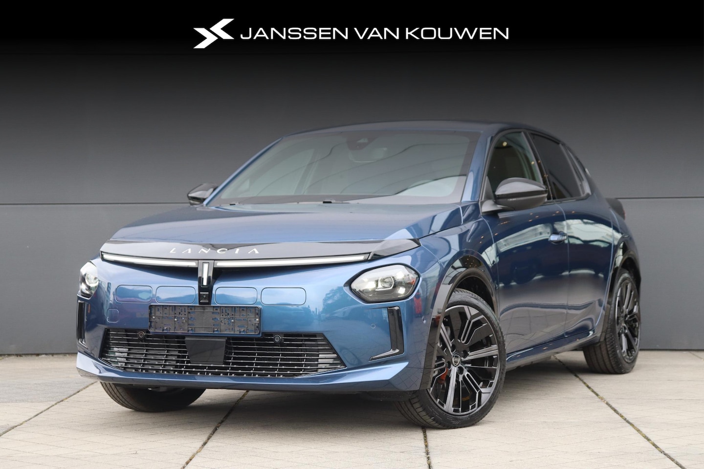 Lancia Y(psilon) - Ypsilon Edizione Cassina Limitata 51 kWh / Voorraadkorting! - AutoWereld.nl