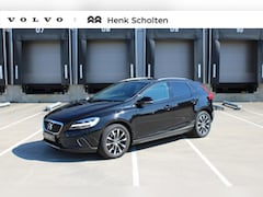Volvo V40 Cross Country - T3 Dynamic Edition | Panorama Dak | Achteruitrijcamera | Getint Glas Achter | Electronic C