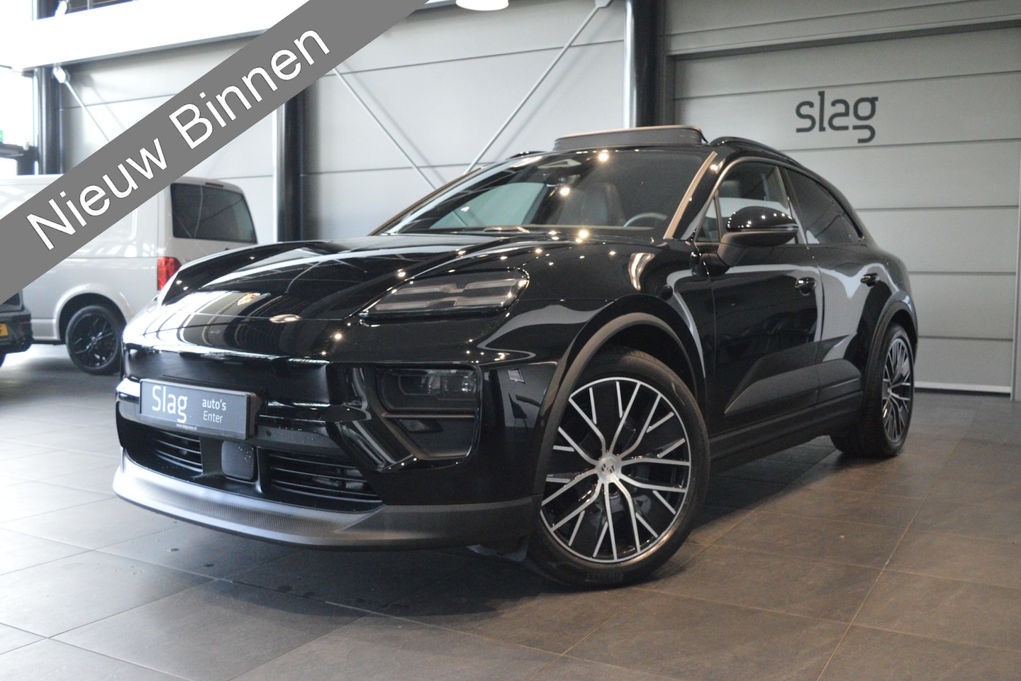 Porsche Macan - 4 100 kWh navi pano camera led pdc cruise 21 inch !! - AutoWereld.nl