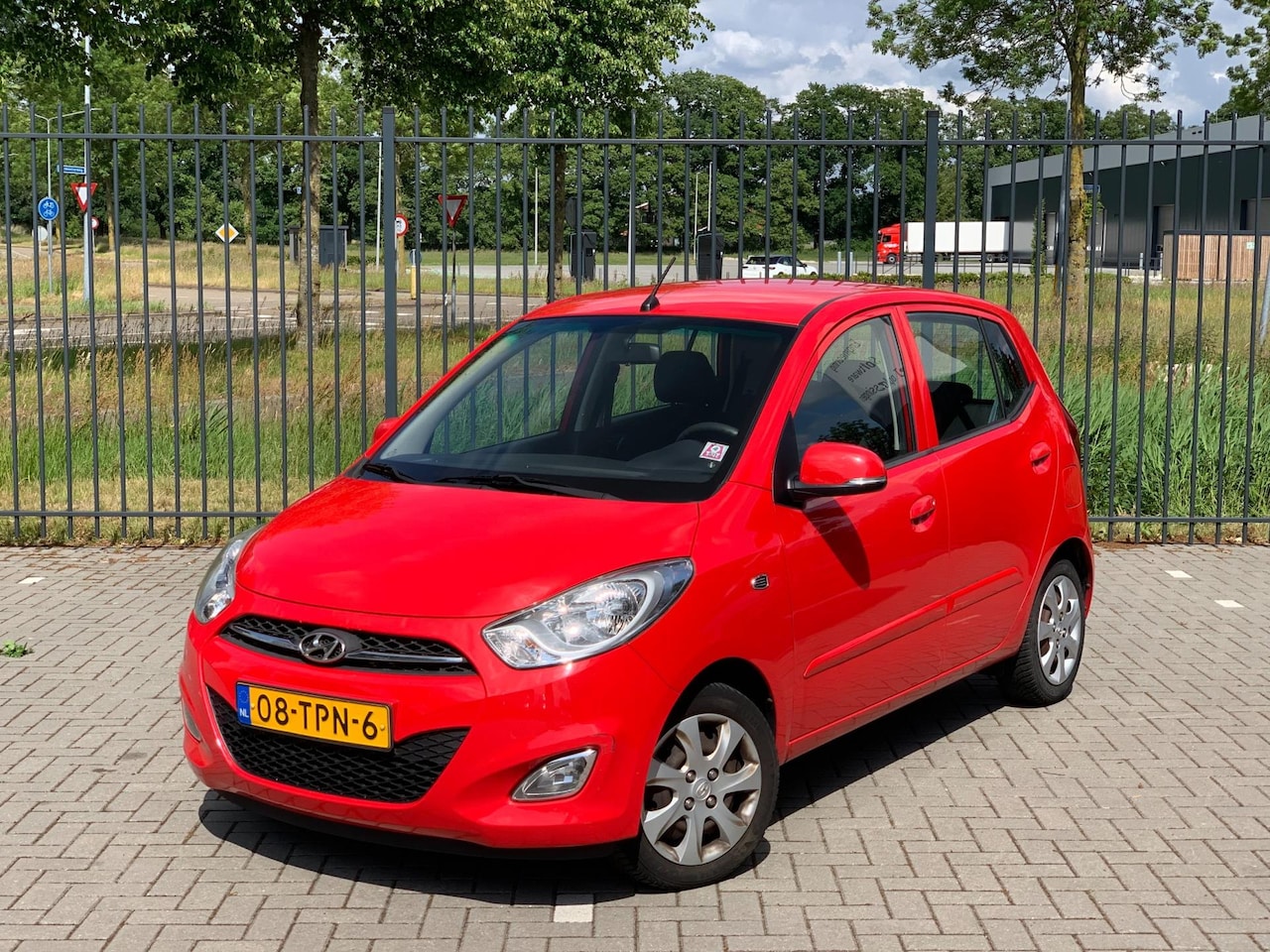Hyundai i10 - 1.1 i-Motion Cool | AIRCO | NW APK | ELC RAMEN - AutoWereld.nl