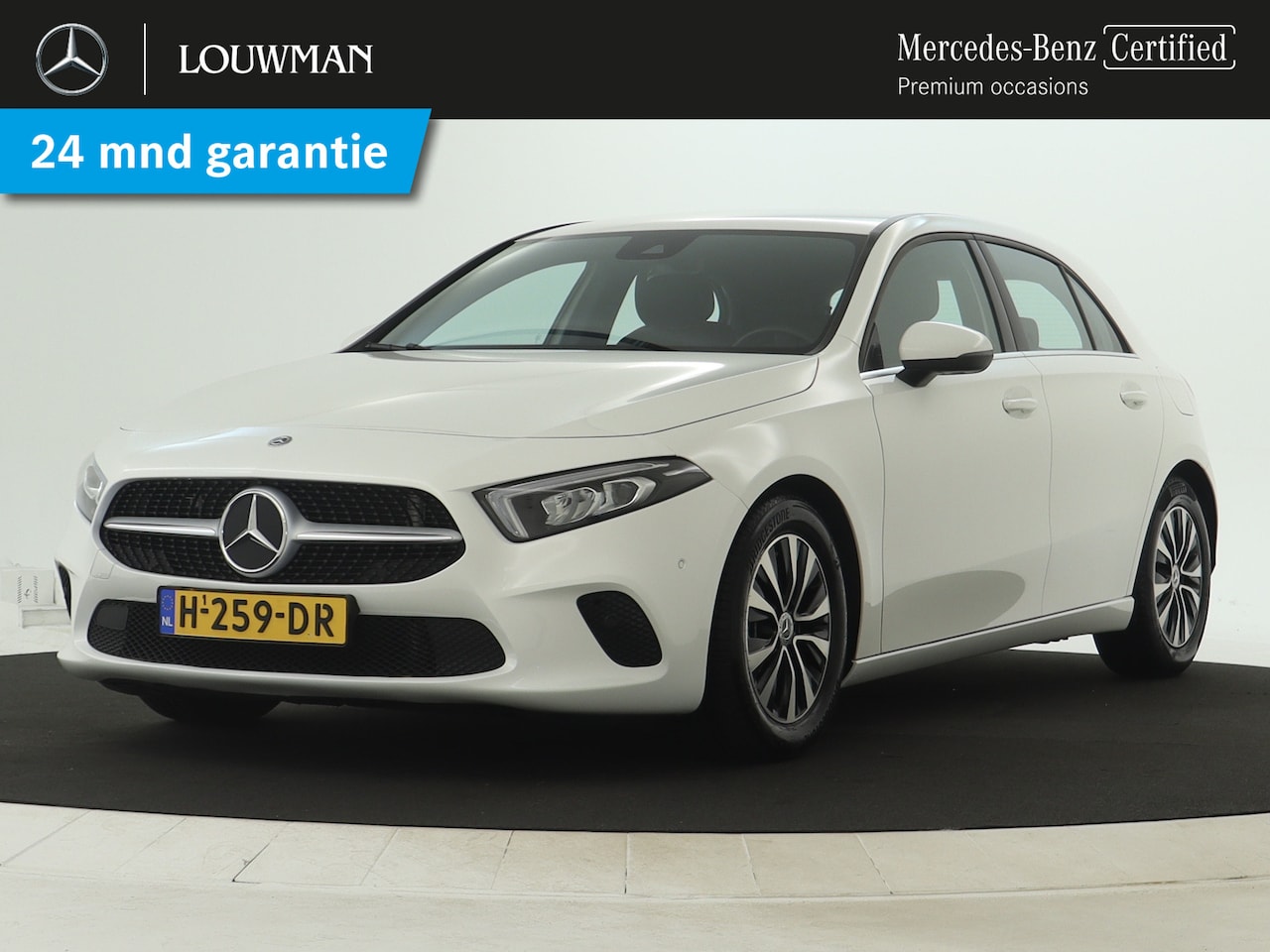 Mercedes-Benz A-klasse - 180 Business Solution | Parkeerpakket met Camera | Stoelverwarming | Car Play | LED |  Cru - AutoWereld.nl