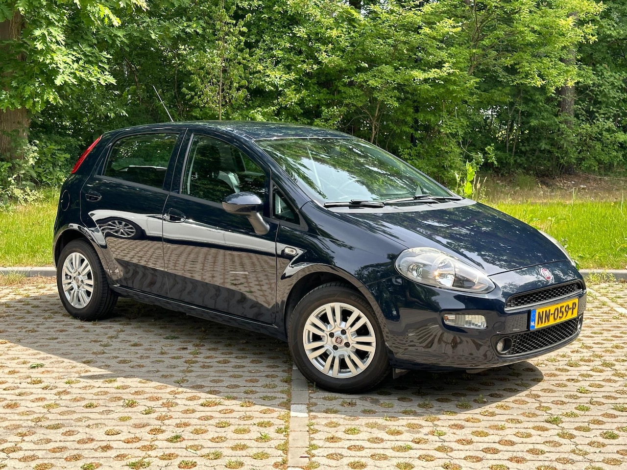 Fiat Punto Evo - 0.9 TwinAir Lounge APK 05-2026 - AutoWereld.nl
