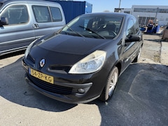 Renault Clio - 1.2 Special Line