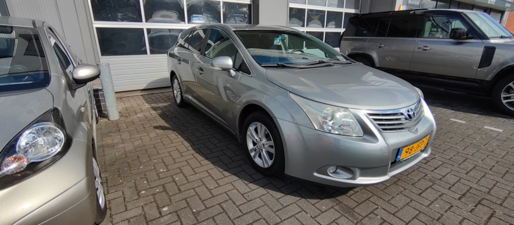 Toyota Avensis Wagon - 1.8 VVTi Dynamic 1.8 VVTi Dynamic - AutoWereld.nl