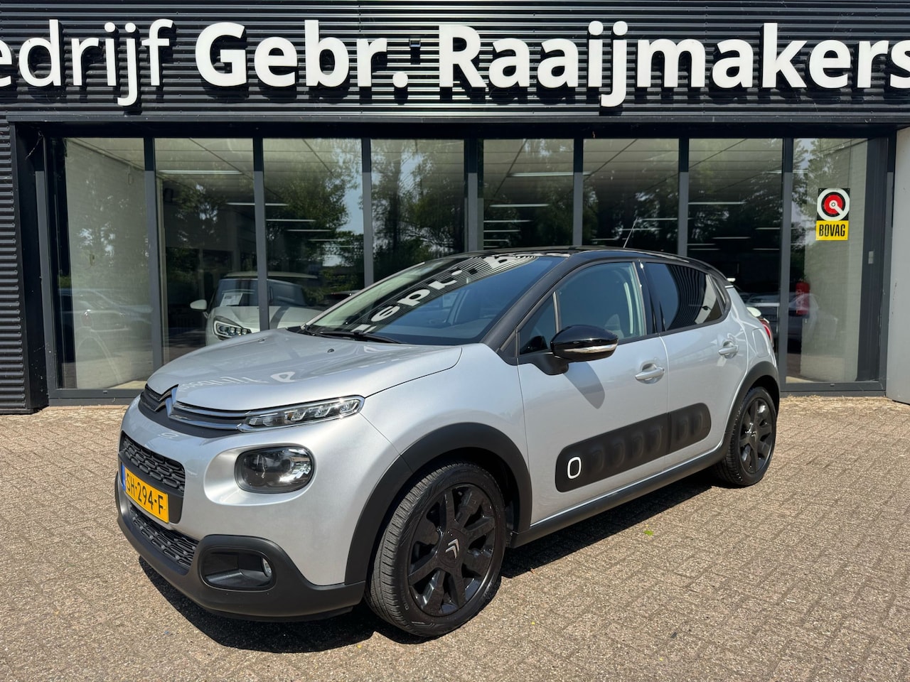 Citroën C3 - 1.2 PureTech S&S Shine *Navigatie*ECC* - AutoWereld.nl