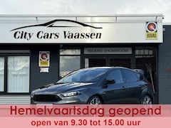 Ford Focus - 1.5 EcoBoost ST Line RS uitvoering 150 pk automaat navigatie climate ctr cruise ctr bi-xen