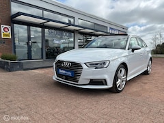 Audi A3 Sportback - 40 e-tron Hybride met S pakket, Panodak, B&O, apple car play