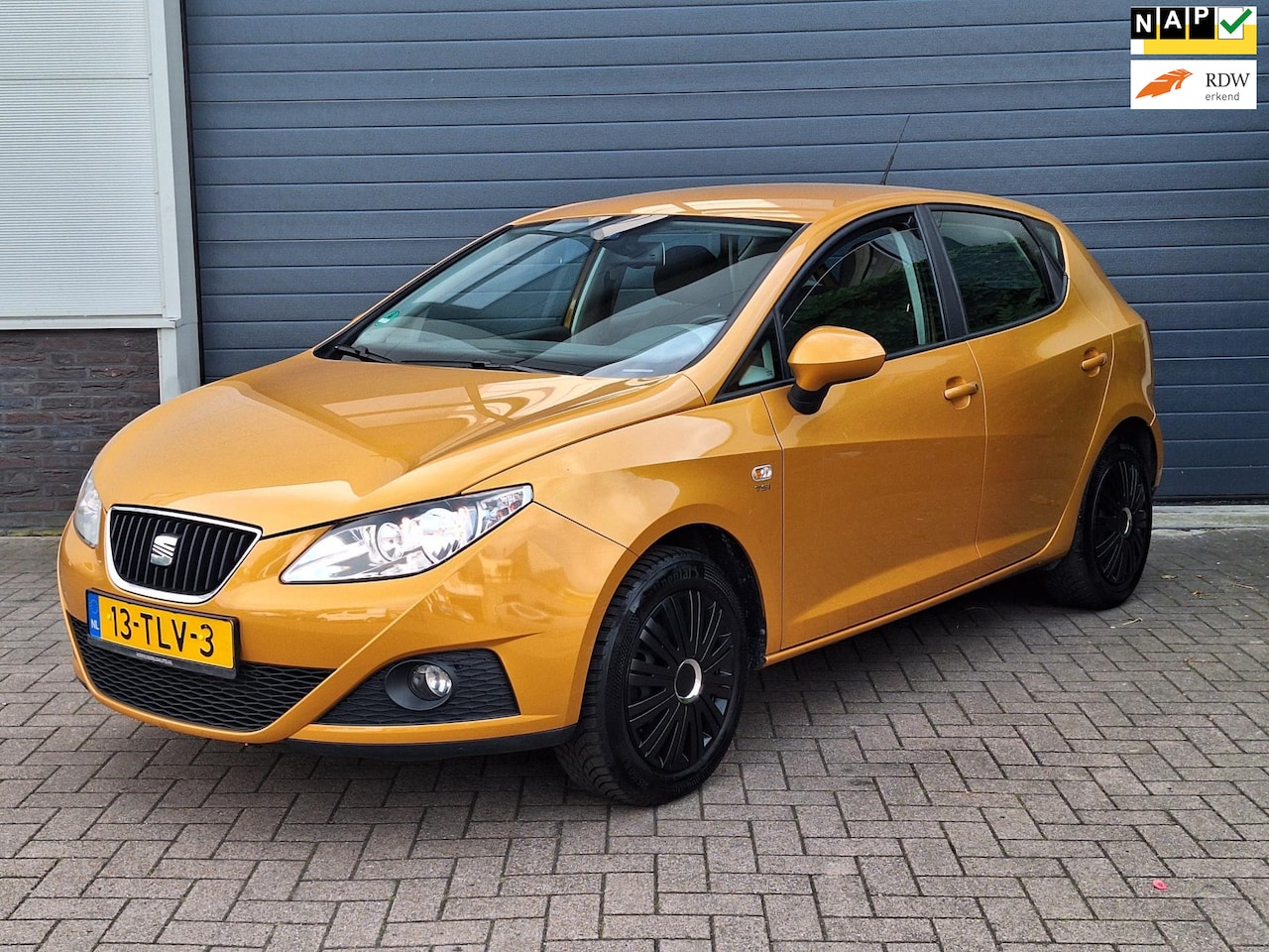 Seat Ibiza SC - | 1.2 TSI Sport | Airco | Parkeer sensoren | Cruise control | Automaat | Zeer lage kilomet - AutoWereld.nl
