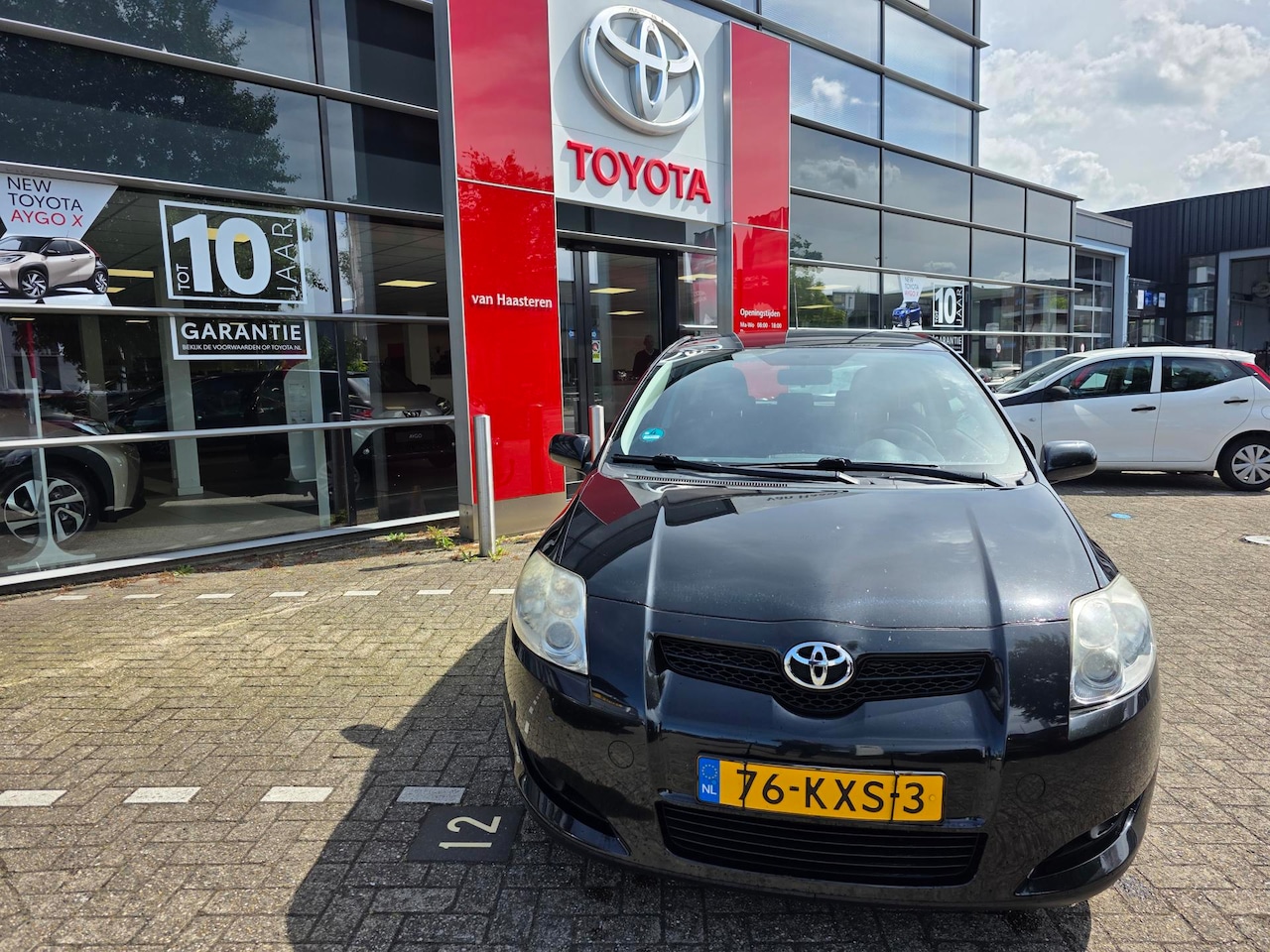 Toyota Auris - 1.8 VVT-I 3DR - AutoWereld.nl