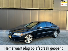 Volvo S60 - 2.4 D5 Drivers Edition Autom|Nwe APK|Cruise|Parksens|Stoelver|Navi