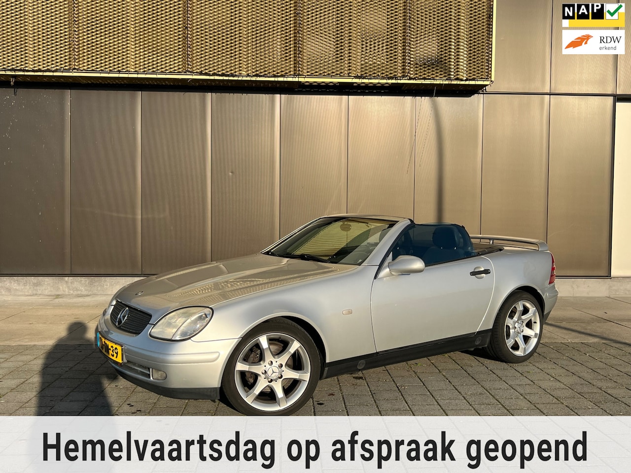 Mercedes-Benz SLK-klasse - 230 K. Autom.|Cruise|Airco|LM|DAB+|Bluot. - AutoWereld.nl