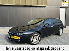 Alfa Romeo 159 - Sportw. 1.8 mpi Bus|Nwe APK|Navi|Leder|Stoelverw|Cruise|Climate|Carplay