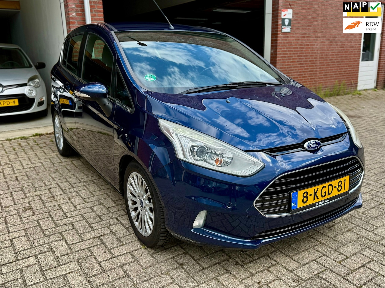 Ford B-Max - 1.0 EcoBoost Titanium|NAP|AIRCO|TREKHAAK|APK - AutoWereld.nl
