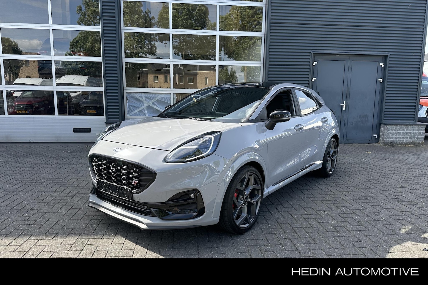 Ford Puma - 1.5 EcoBoost 200PK ST-X | Driver Assistance | Winter Pack | Grey Matter | Afneembare trekh - AutoWereld.nl