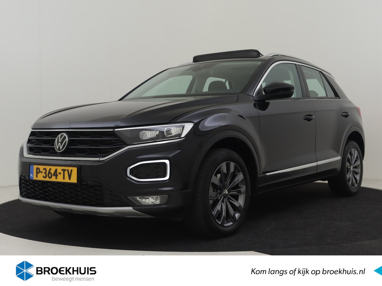 Volkswagen T-Roc - 1.5 TSI Sport | Camera | Panorama dak | Keyless | - AutoWereld.nl