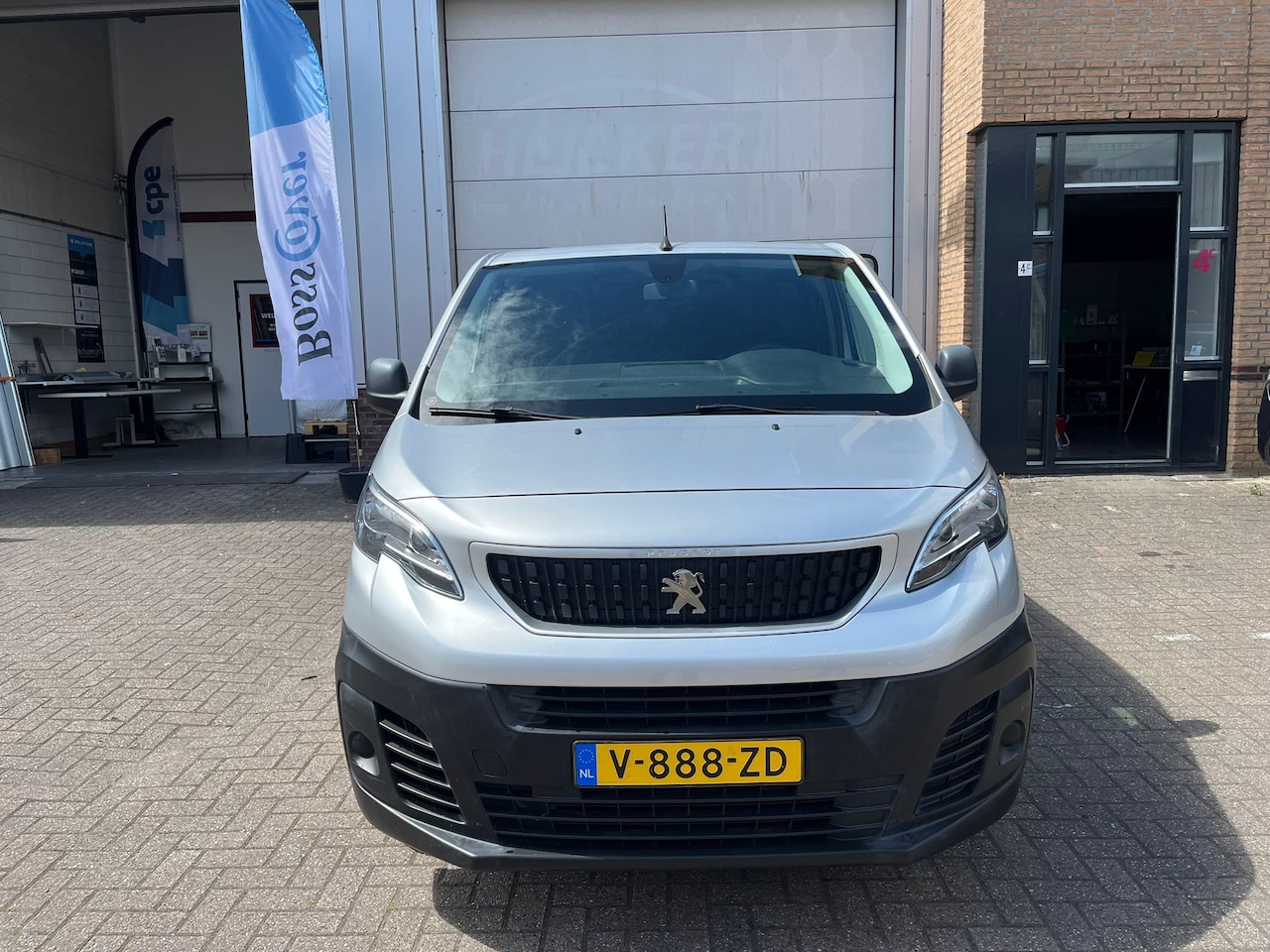 Peugeot Expert - 227S 1.6 BlueHDI 95 Premium - AutoWereld.nl