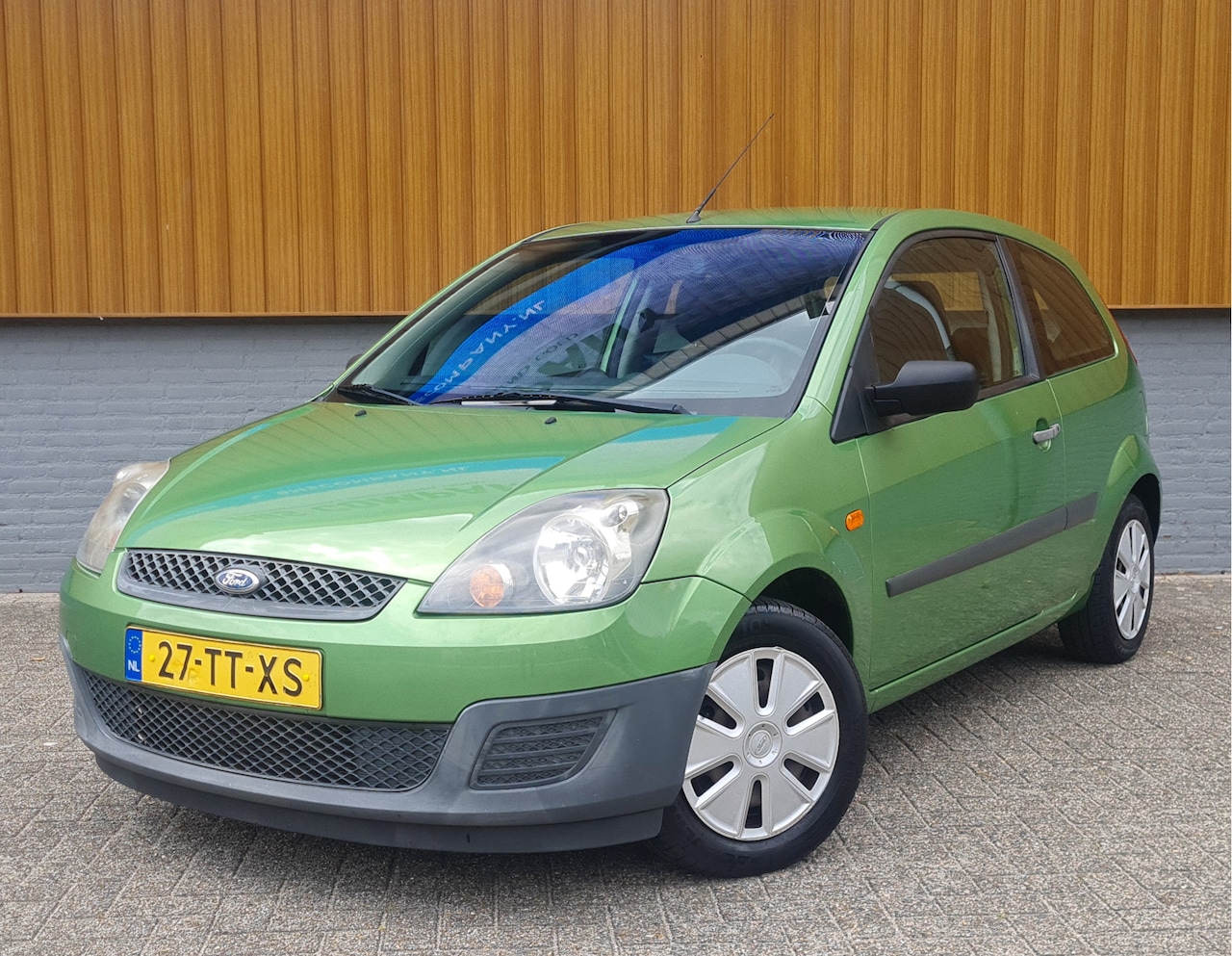 Ford Fiesta - 1.3-8V Champion | 1ste eigenaar | Airco | Stuurbekrachtiging | Nap Interesse ? Bel 0642062 - AutoWereld.nl