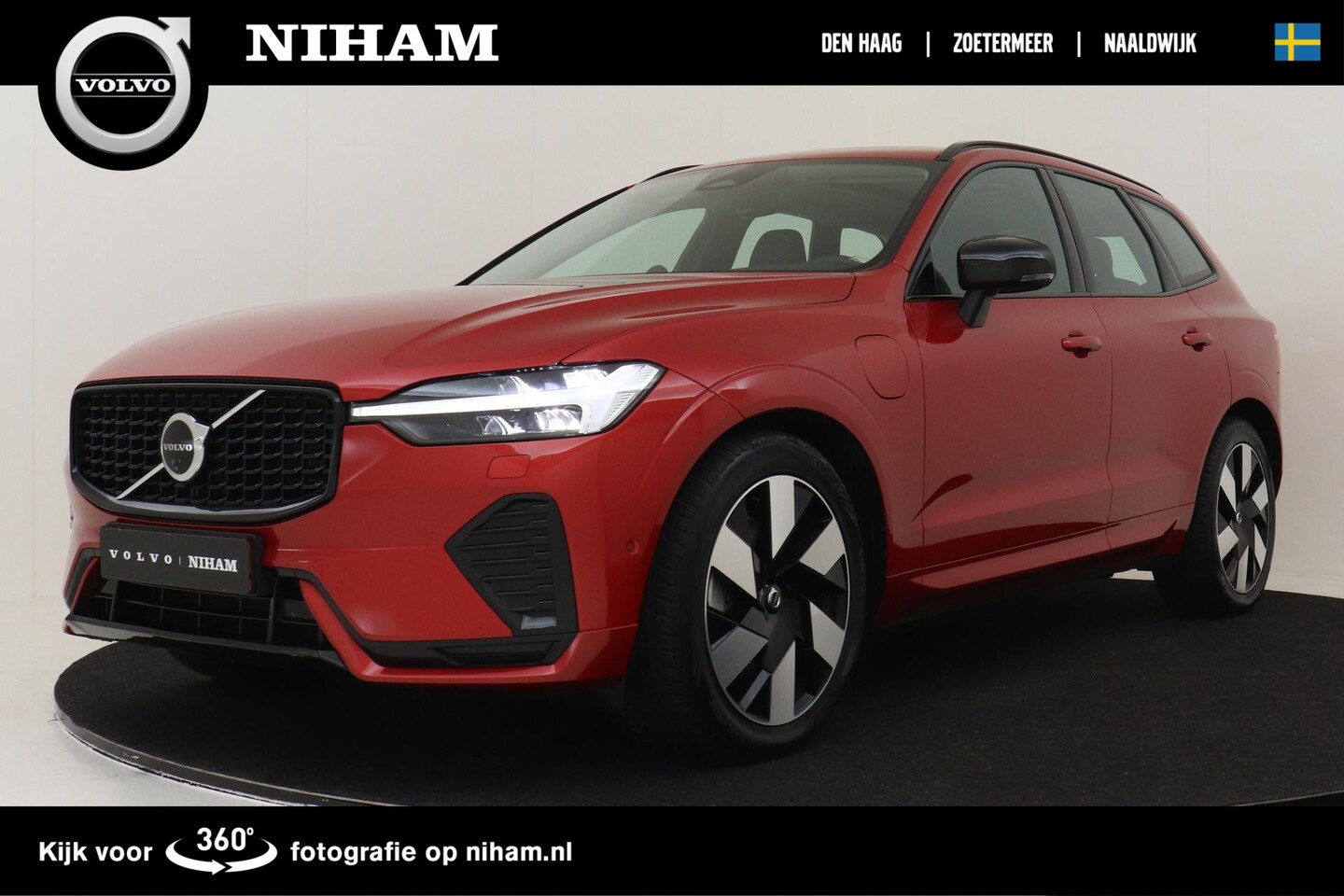 Volvo XC60 - T6 RECHARGE AWD ULTIMATE DARK -PANO.DAK|B&W-AUDIO|LUCHTVERING|HEAD-UP DISP.|20" - AutoWereld.nl