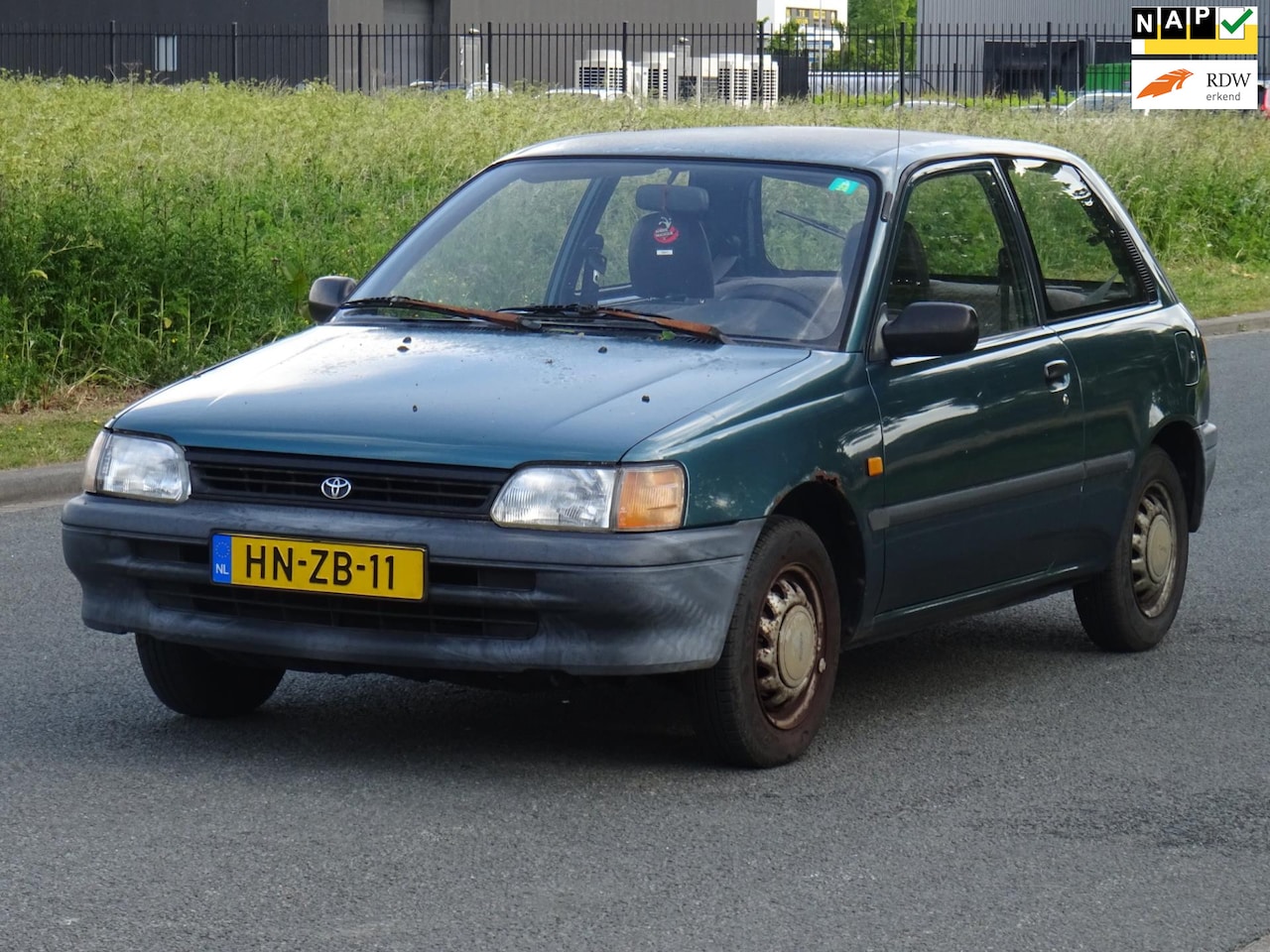 Toyota Starlet - 1.3i NAP/APK 13-12-2026 - AutoWereld.nl