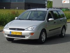 Ford Focus Wagon - 1.6-16V Ghia AUTOMAAT NAP/AIRCO/APK