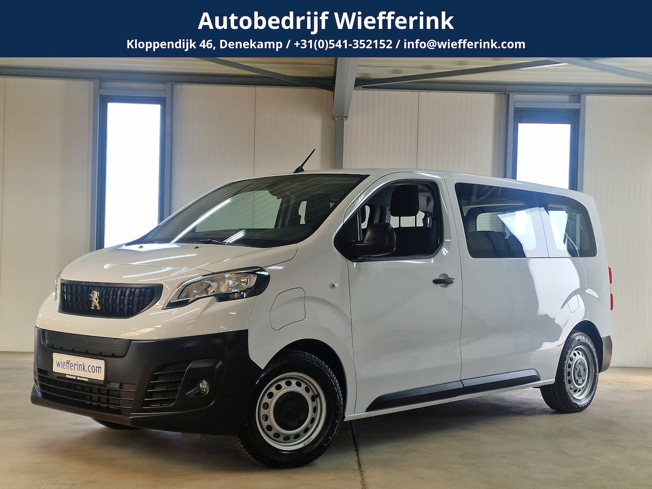 Peugeot e-Traveller - Combi L2 75 kWh 9pers | Navi | Camera | - AutoWereld.nl
