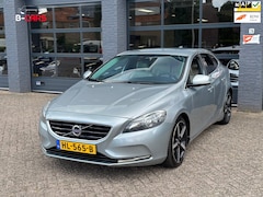 Volvo V40 - 1.6 D2 Summum R-Design|StoelMM|Aut|Leer|Camera|