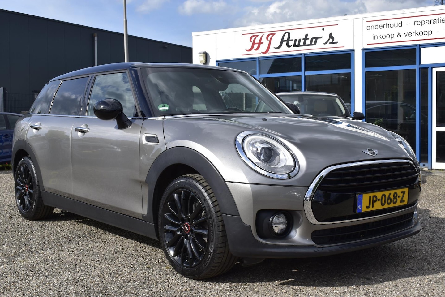 MINI Clubman - Mini 1.5 Cooper Business JCW pakket sportstoelen sport stuur - AutoWereld.nl