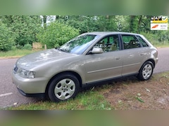 Audi A3 - 1.6 Ambiente