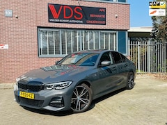 BMW 3-serie - 318i Business Edition M Sport full options