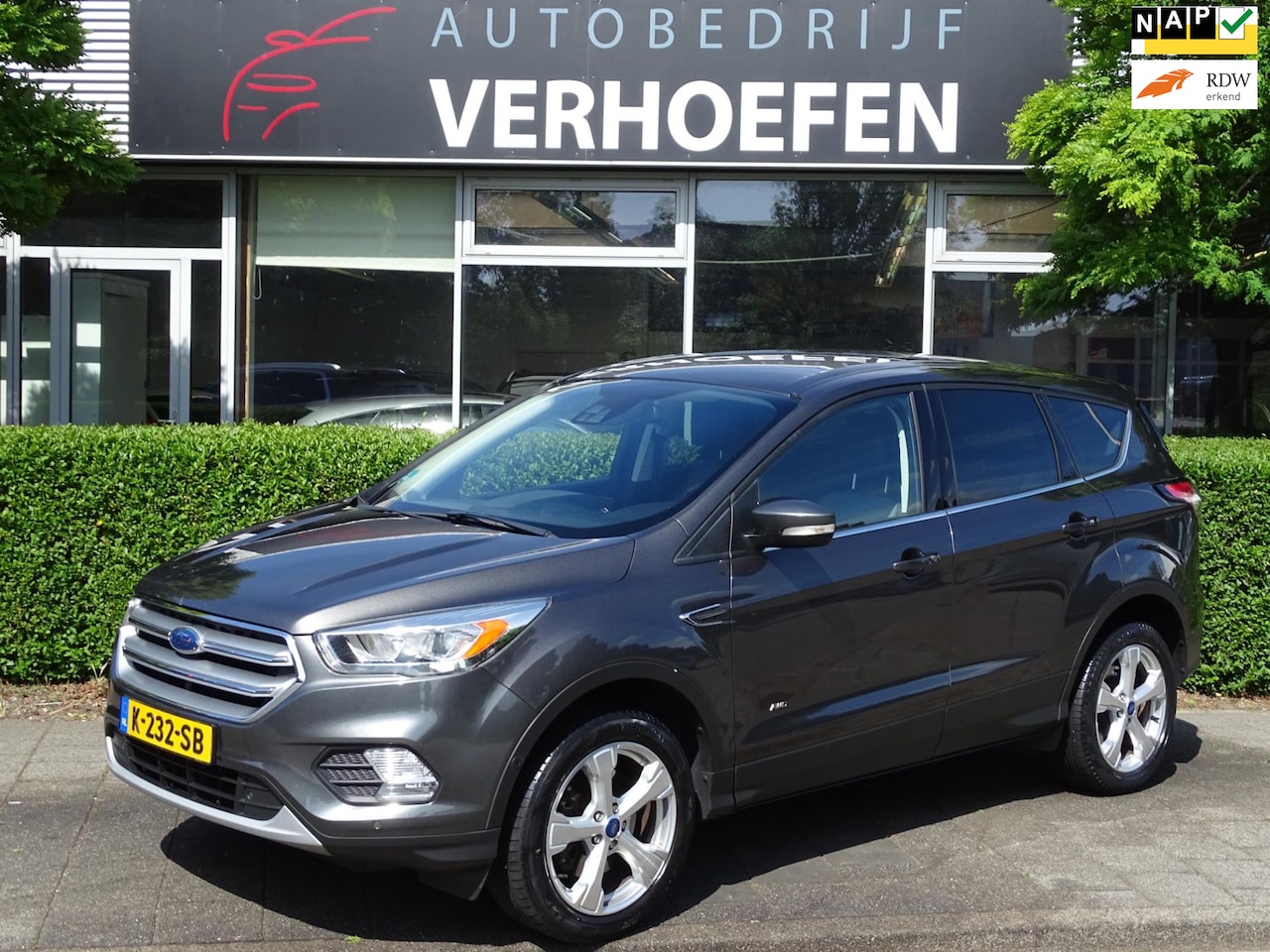 Ford Kuga - 1.5 EcoBoost ST Line AWD- AUTOMAAT - PARKEERCAMERA - DODEHOEK - STOELVERWARMING - KEYLESS - AutoWereld.nl