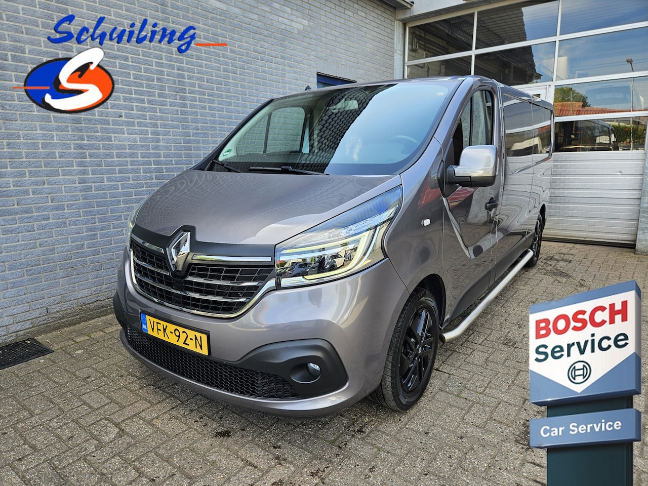 Renault Trafic - 2.0 dCi 145 T29 L2H1 Luxe Inclusief Afleveringskosten - AutoWereld.nl