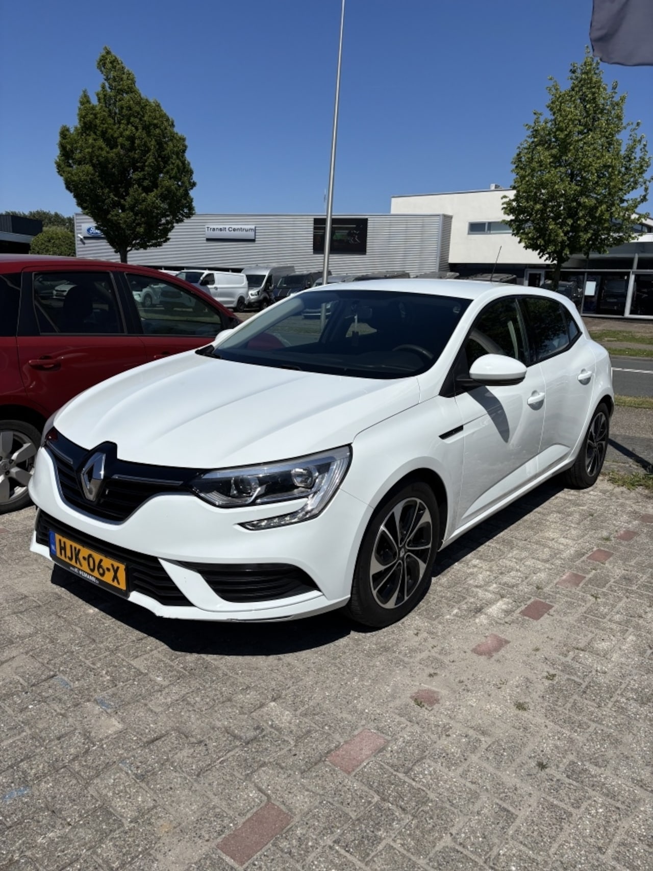 Renault Mégane - 1.2 TCe Life 1.2 TCe Life - AutoWereld.nl
