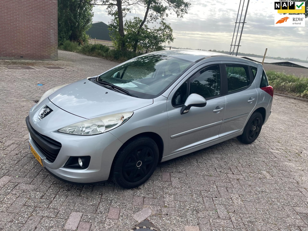 Peugeot 207 SW - 1.4 VTi Blue Lease|Airco|CC - AutoWereld.nl