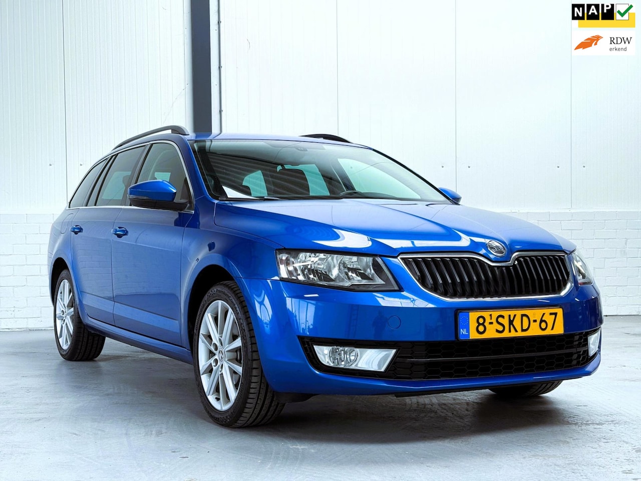 Skoda Octavia Combi - 1.6 TDI Greentech Ambition Businessline 1.6 TDI Greentech Ambition Businessline - AutoWereld.nl