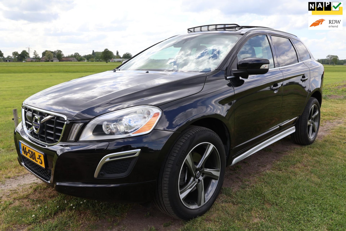 Volvo XC60 - 2.0 T5 Summum|PANO|LEER|ALLE OPTIES!|TREKHAAK|NAP! - AutoWereld.nl