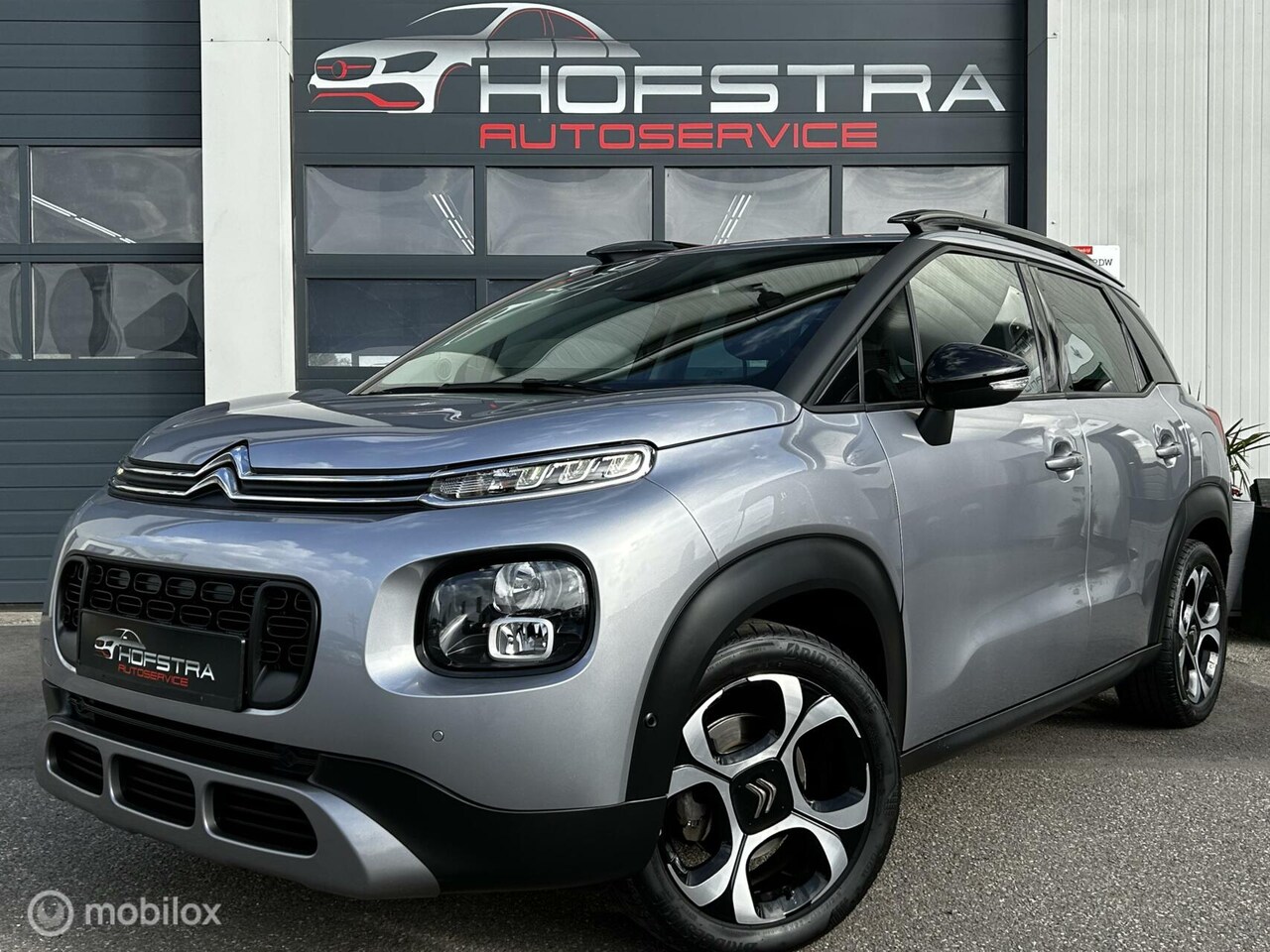 Citroën C3 Aircross - 1.2 PureTech S&S Shine Camera Trekhk CarPlay - AutoWereld.nl