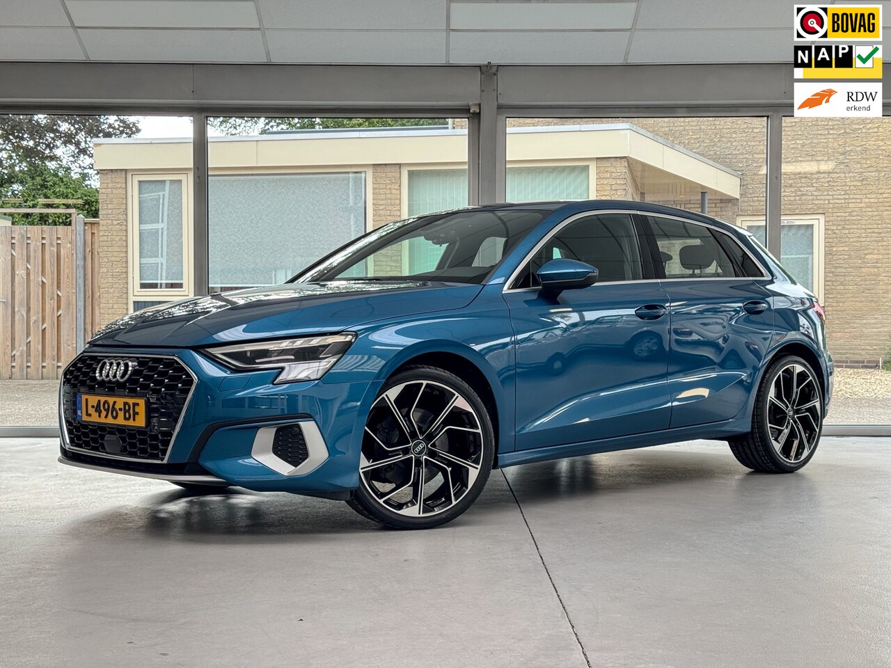 Audi A3 Sportback - 35 TFSI Business edition |Trekhaak afneembaar|Carplay|Navigatie| - AutoWereld.nl