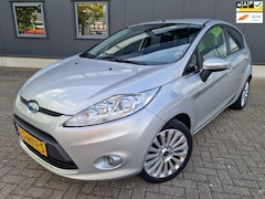 Ford Fiesta - 1.6 Titanium, trekhaak, airco, bijtel vriendelijk